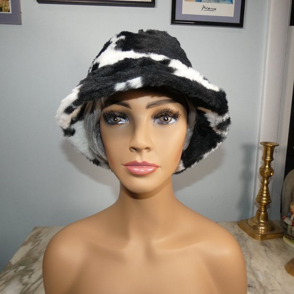 Cute! Stylish SOFT Warm Faux Fur Print Bucket Hat White with Black - Picture 6 of 11